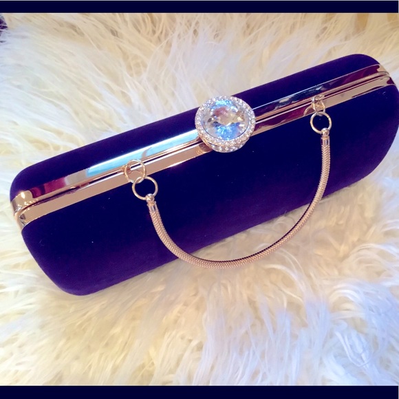 Plum clutch - Picture 4 of 8